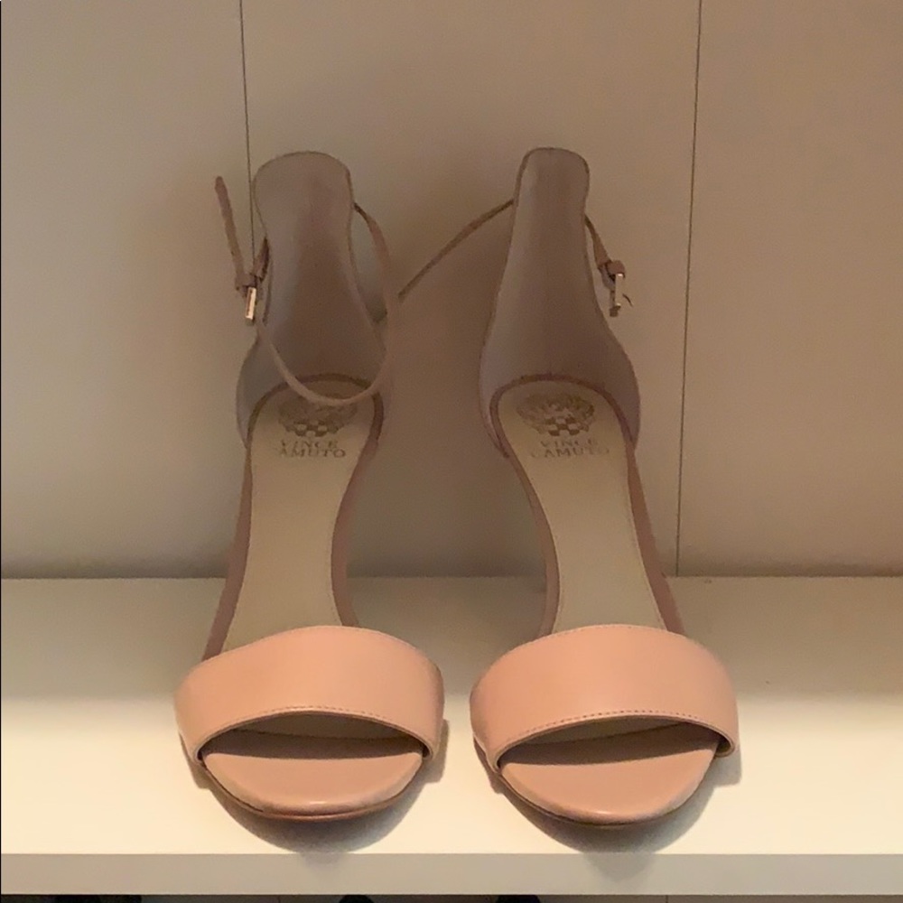 Vince Camuto